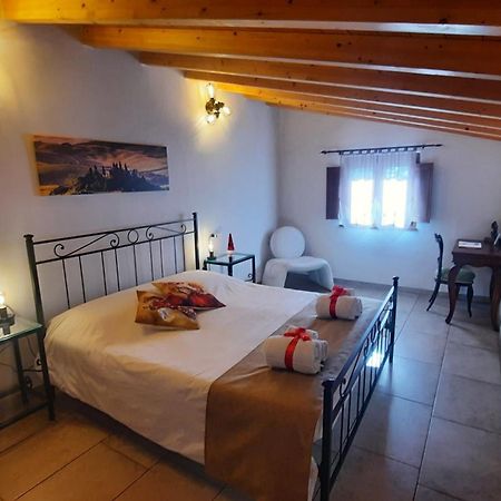 Il Casale Di Lucullo Villa Lucignano Kültér fotó