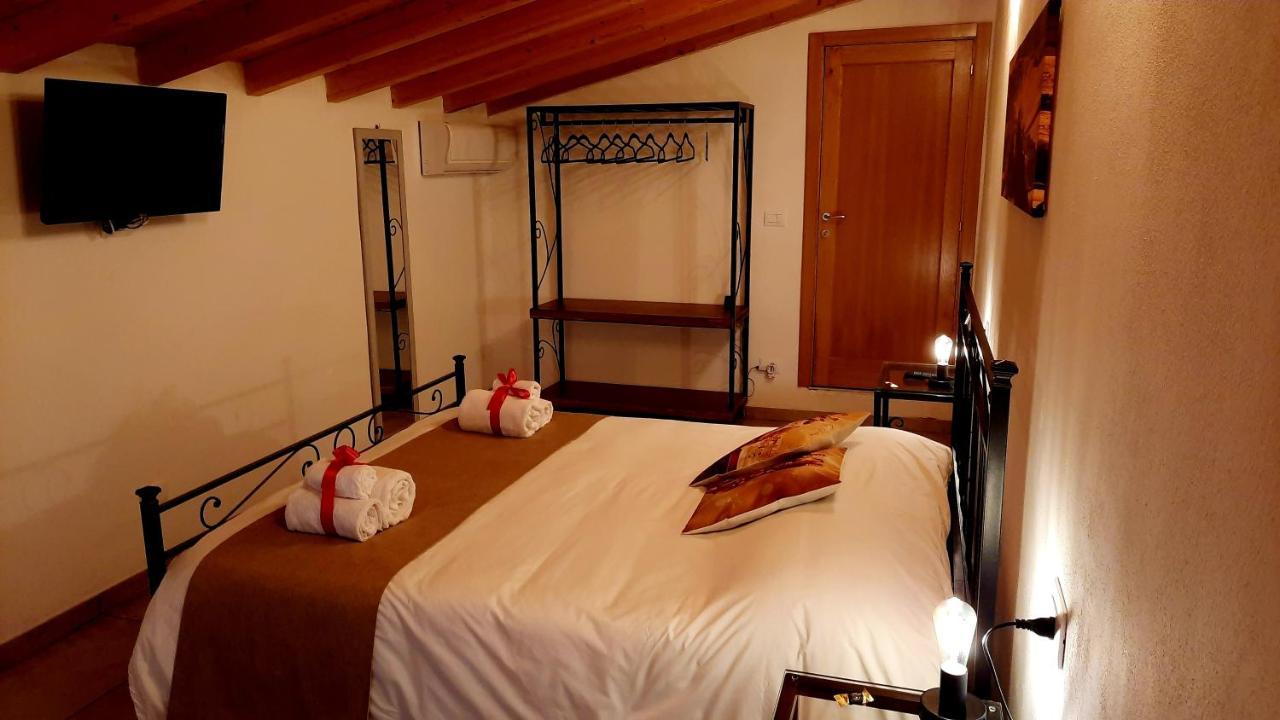 Il Casale Di Lucullo Villa Lucignano Kültér fotó